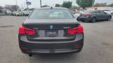 Used 2018 BMW 320i xDrive Sedan w/ Convenience Package image 4