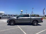 Used 2022 Nissan Titan SV image 2
