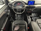 Used 2022 Ford Escape SEL image 4