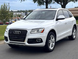 Used 2017 Audi Q5 2.0T Premium Plus w/ Technology Package image 2