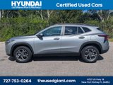 Used 2025 Chevrolet Trax LT w/ LT Convenience Package image 2