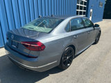 Used 2018 Volkswagen Passat 2.0T R-Line image 4