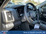 New 2025 Nissan Pathfinder Platinum image 6