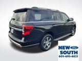 Used 2023 Ford Expedition Limited image 5
