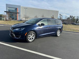 Used 2018 Chrysler Pacifica Touring Plus w/ Tire & Wheel Group image 4