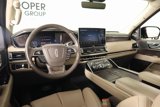 Used 2024 Lincoln Navigator Premiere image 2