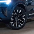 New 2025 Volvo XC90 T8 Plus w/ Protection Package Premier image 2