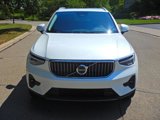 Used 2025 Volvo XC40 B5 Plus image 4