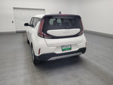 Used 2023 Kia Soul LX w/ LX Technology Package image 6