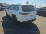 Used 2023 Jeep Grand Cherokee L Laredo image 2