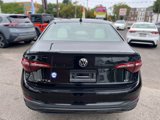 Used 2022 Volkswagen Jetta SE image 4