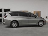 New 2025 Chrysler Pacifica Select image 6