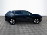 New 2025 Mitsubishi Outlander SE image 4