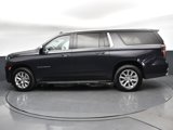 Used 2023 Chevrolet Suburban Premier image 5