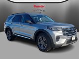 New 2025 Ford Explorer Active w/ Active Comfort Package image 2