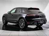 Used 2024 Porsche Macan image 3