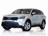 Used 2022 Kia Sorento LX image 3