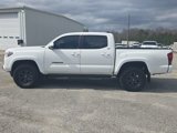 Used 2023 Toyota Tacoma 4x4 Double Cab image 2