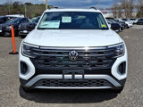 New 2025 Volkswagen Atlas Peak Edition SE image 2
