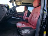 Certified 2025 Porsche Macan image 5