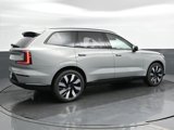 New 2025 Volvo EX90 Ultra image 2