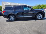 Used 2023 Ford Explorer XLT image 4