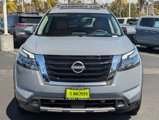 New 2025 Nissan Pathfinder Platinum image 2