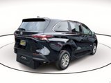 Used 2025 Toyota Sienna LE image 5