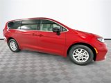 New 2025 Chrysler Pacifica Select image 3