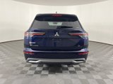 New 2025 Mitsubishi Outlander SE image 4