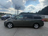 Used 2012 Toyota Sienna LE image 4