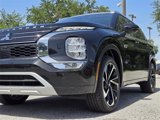 New 2025 Mitsubishi Outlander SEL image 3