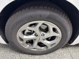 Used 2023 Chrysler Pacifica Limited w/ Uconnect Theater Family Group image 3