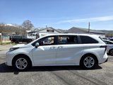 Used 2023 Toyota Sienna XLE w/ XLE Plus Package image 3