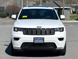 Used 2018 Jeep Grand Cherokee Altitude image 2