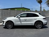 Used 2024 Porsche Macan image 2