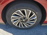 New 2025 Hyundai Sonata Limited image 5