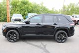 Used 2024 Jeep Grand Cherokee Limited w/ Black Appearance Package image 2