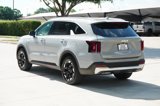 Used 2025 Kia Sorento S image 3