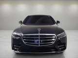 Used 2023 Mercedes-Benz S 580 4MATIC Sedan w/ AMG Line image 2