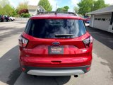 Used 2017 Ford Escape Titanium image 4