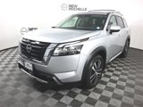 New 2025 Nissan Pathfinder Platinum w/ Cargo Package image 3