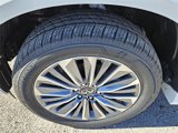New 2025 INFINITI QX80 Sensory image 3