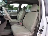 Used 2012 Toyota Sienna image 2