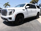 Used 2025 GMC Yukon XL Denali w/ Sun & Power Step Package image 4