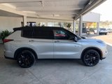 New 2025 Mitsubishi Outlander SEL image 2