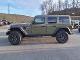 New 2025 Jeep Wrangler Unlimited Rubicon w/ XTREMEE 35" Tire Package image 4