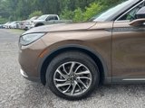 Used 2022 Lincoln Corsair AWD w/ Equipment Group 101A image 5