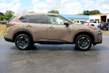 Used 2024 Nissan Rogue SV image 3