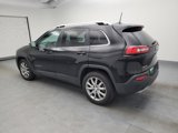 Used 2018 Jeep Cherokee Limited image 3